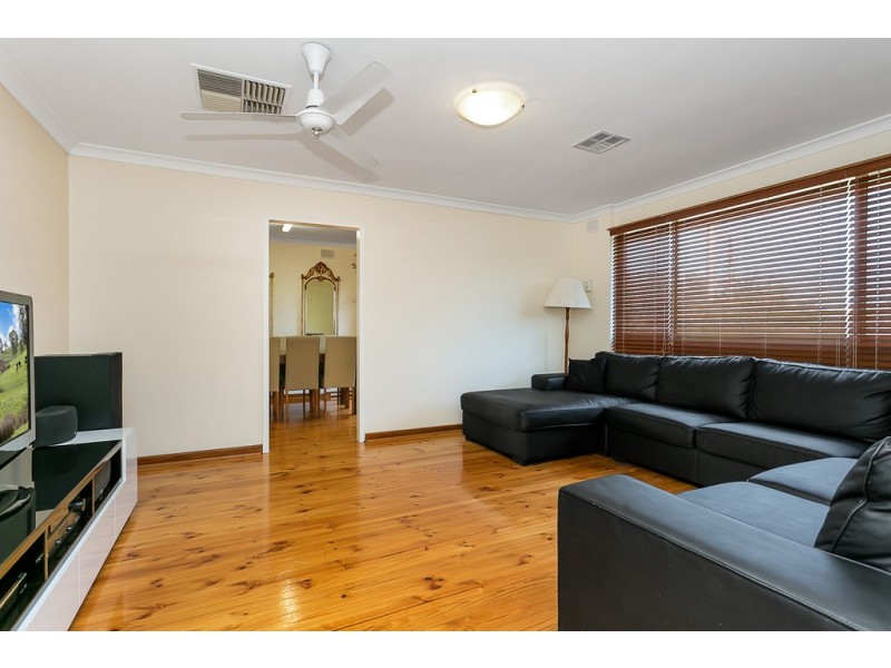 28 Kalgoorlie Avenue, Port Noarlunga South SA 5167