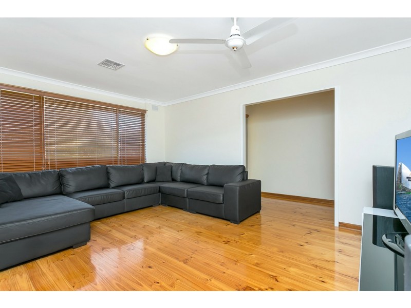 28 Kalgoorlie Avenue, Port Noarlunga South SA 5167