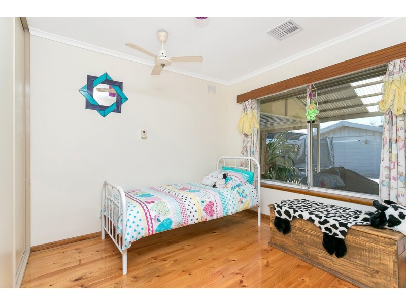 28 Kalgoorlie Avenue, Port Noarlunga South SA 5167