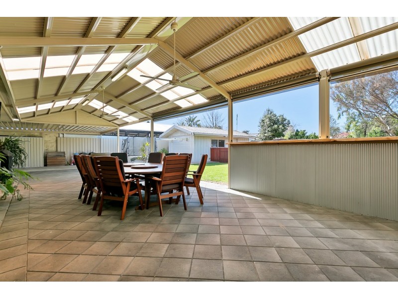 28 Kalgoorlie Avenue, Port Noarlunga South SA 5167