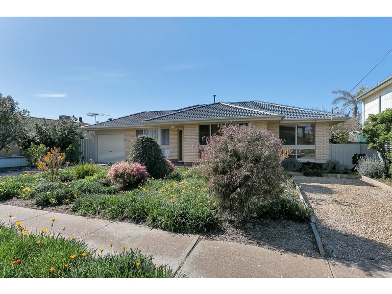 28 Kalgoorlie Avenue, Port Noarlunga South SA 5167