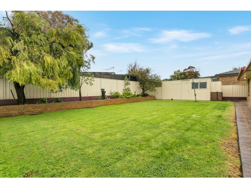 41 Rogana Crescent, Hallett Cove SA 5158