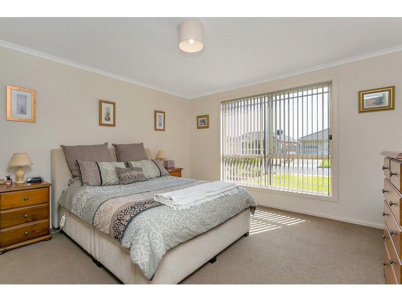 25 Cockle Ave, Aldinga Beach SA 5173