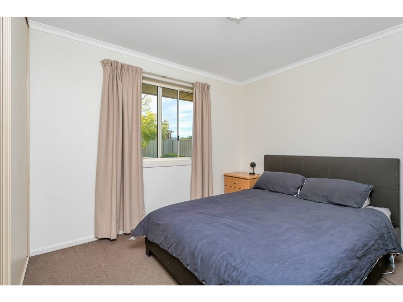 25 Cockle Ave, Aldinga Beach SA 5173