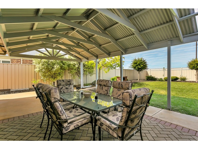 25 Cockle Ave, Aldinga Beach SA 5173