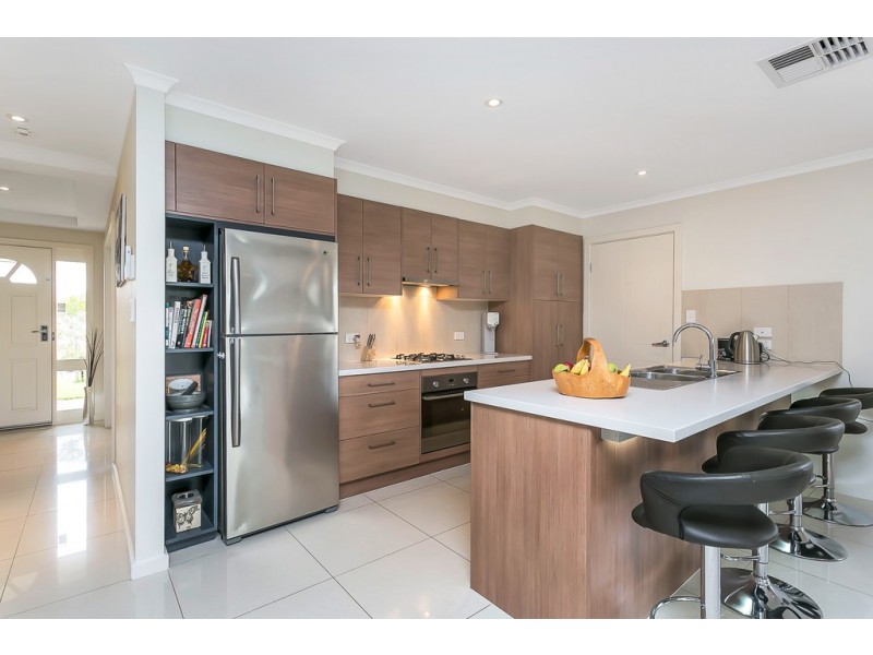 4 Razor Avenue, Aldinga Beach SA 5173