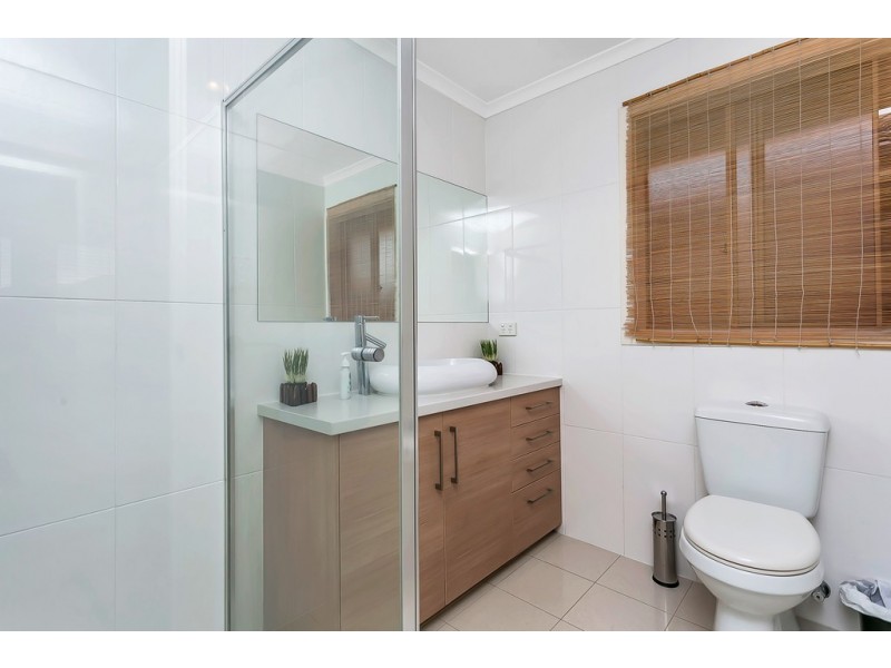 4 Razor Avenue, Aldinga Beach SA 5173