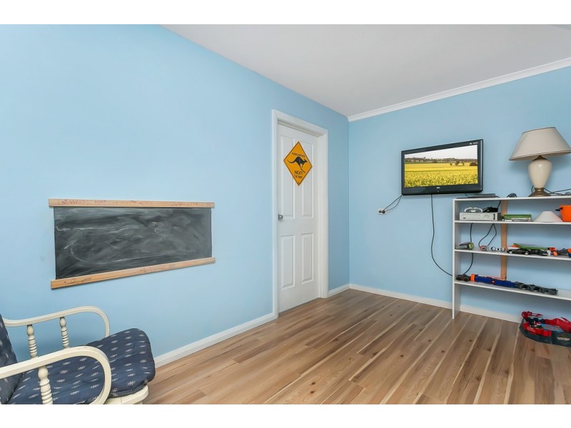 4 Razor Avenue, Aldinga Beach SA 5173