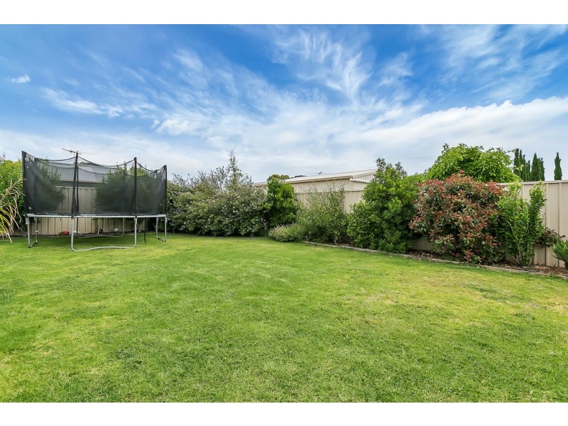 4 Razor Avenue, Aldinga Beach SA 5173