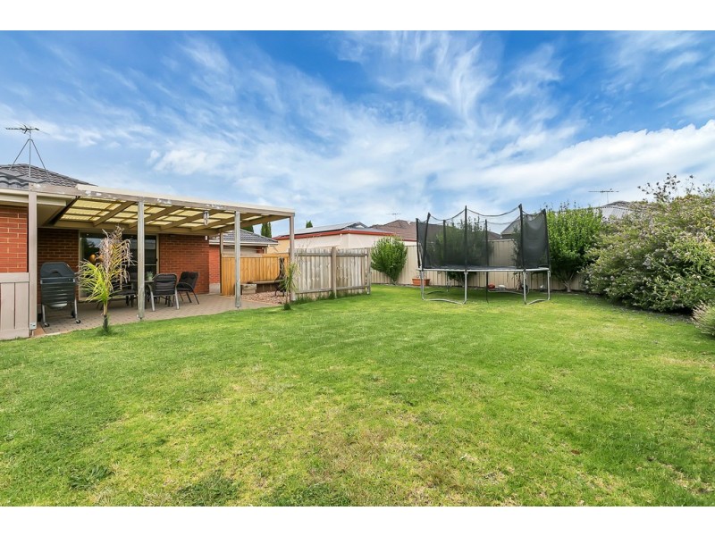 4 Razor Avenue, Aldinga Beach SA 5173