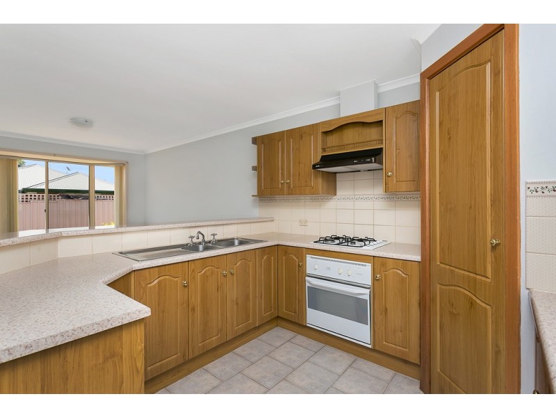 5 Admiralty Crescent, Seaford Rise SA 5169