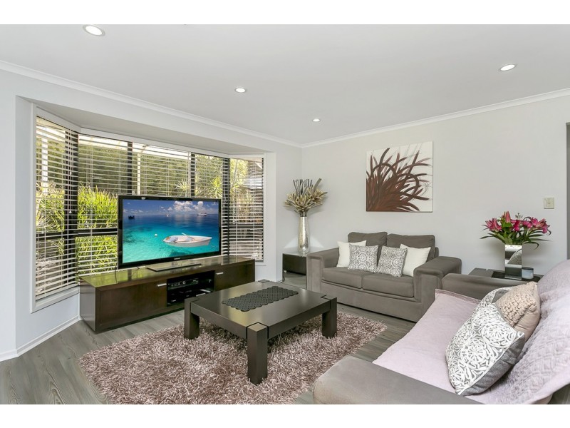 12 Cairns Way, Seaford Rise SA 5169