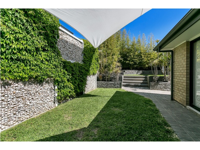 12 Cairns Way, Seaford Rise SA 5169