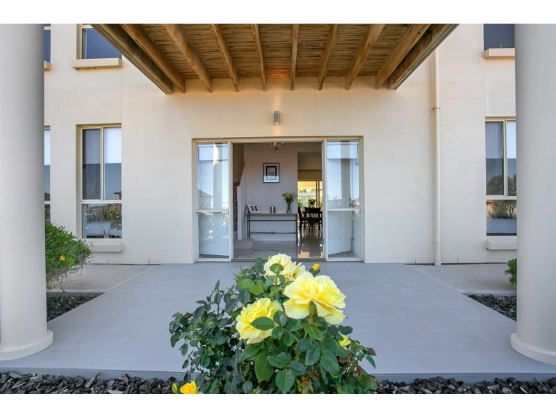 12 Milford Avenue, Sellicks Beach SA 5174