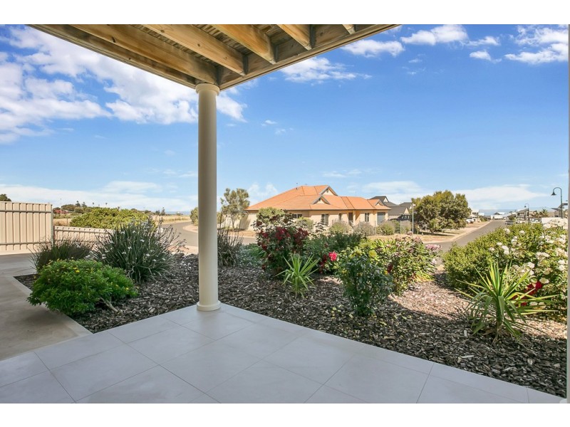 12 Milford Avenue, Sellicks Beach SA 5174