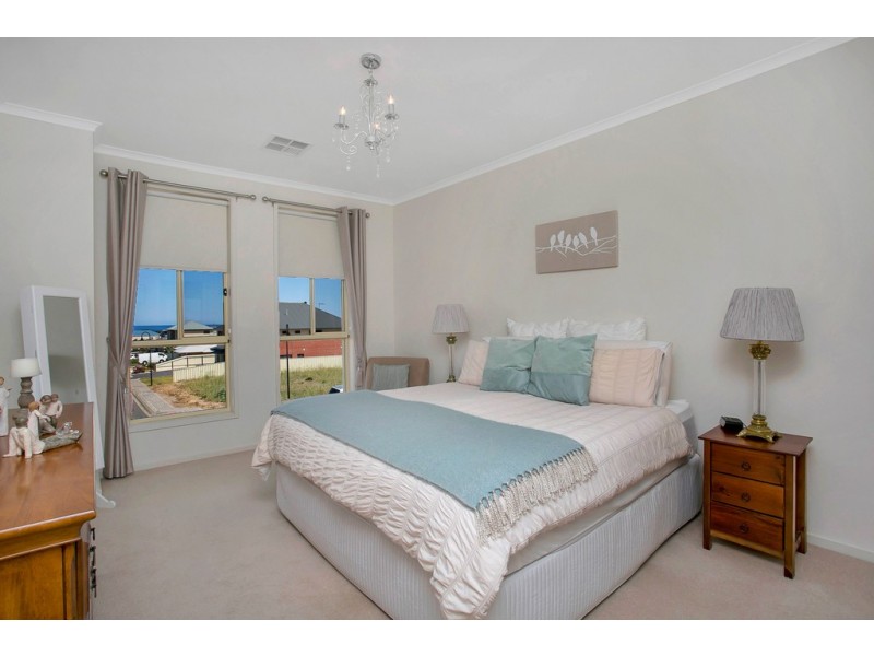 12 Milford Avenue, Sellicks Beach SA 5174