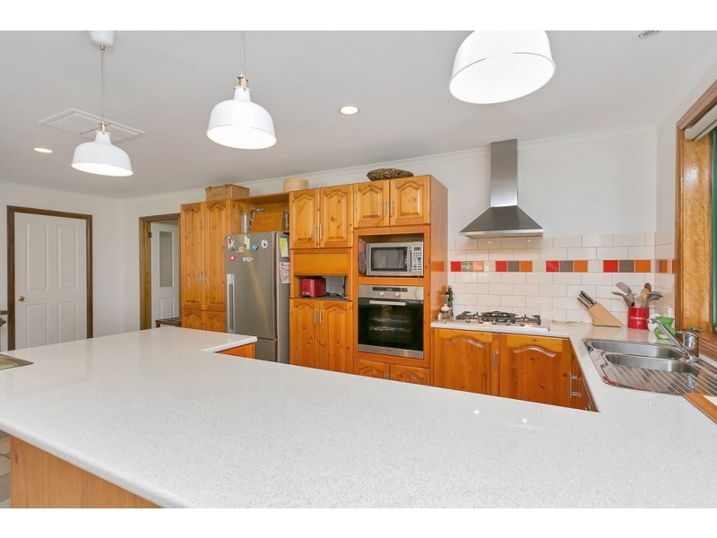 2 Crowsnest Place, Seaford Rise SA 5169