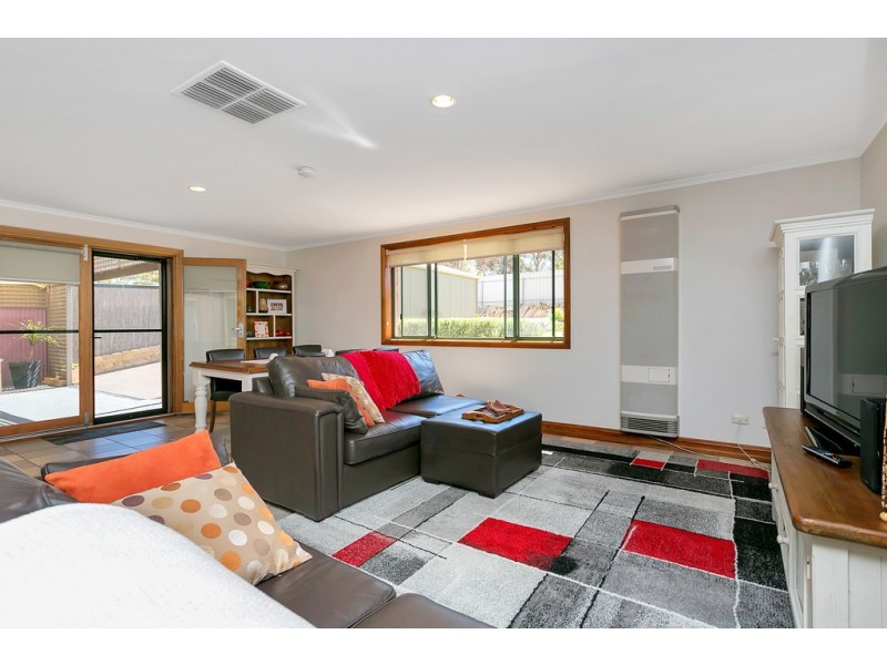 2 Crowsnest Place, Seaford Rise SA 5169