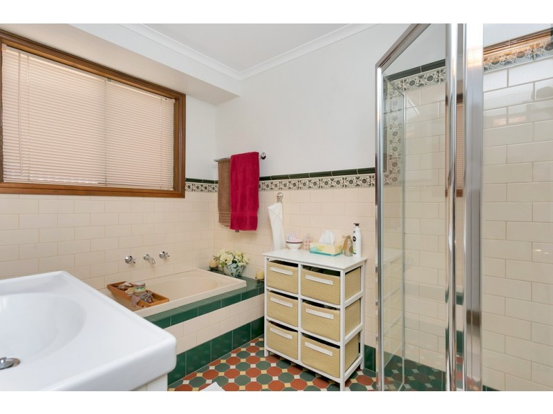 2 Crowsnest Place, Seaford Rise SA 5169