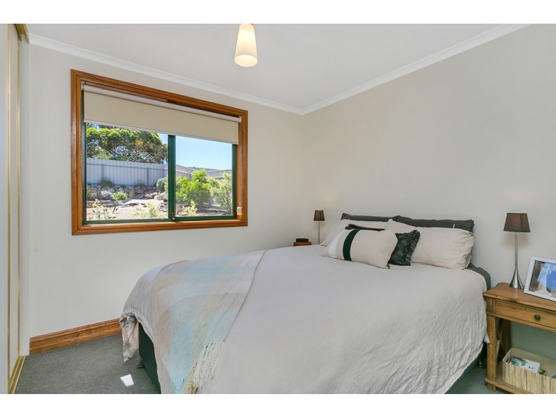 2 Crowsnest Place, Seaford Rise SA 5169