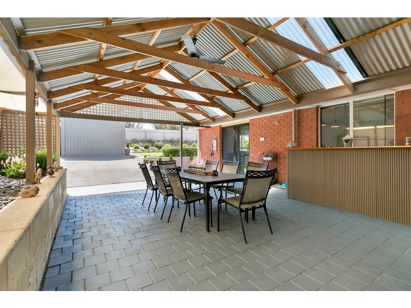2 Crowsnest Place, Seaford Rise SA 5169