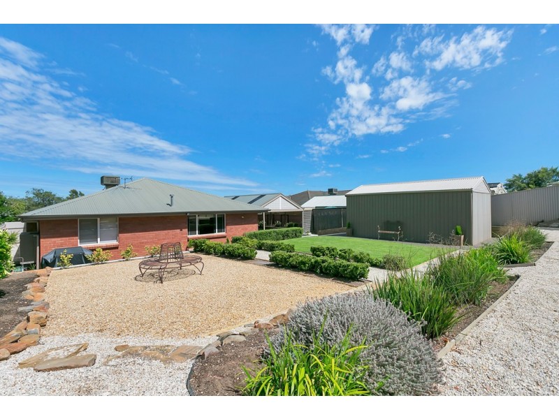 2 Crowsnest Place, Seaford Rise SA 5169