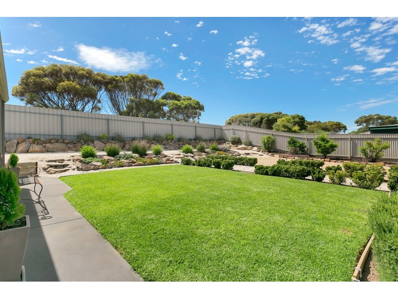 2 Crowsnest Place, Seaford Rise SA 5169