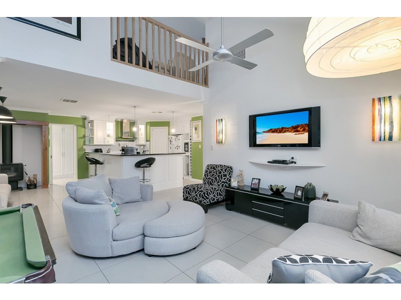 17 Esperance Boulevard, Seaford Rise SA 5169