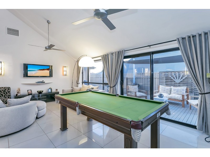 17 Esperance Boulevard, Seaford Rise SA 5169