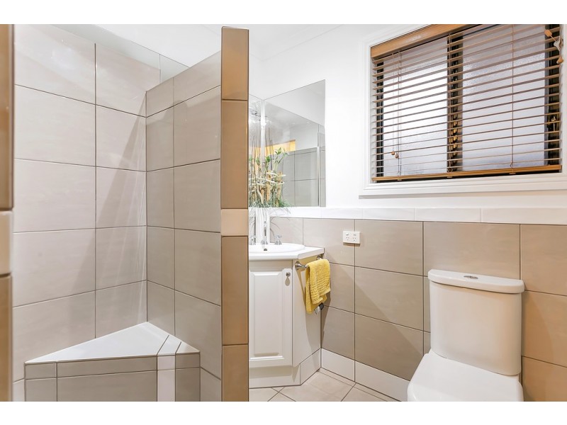 17 Esperance Boulevard, Seaford Rise SA 5169