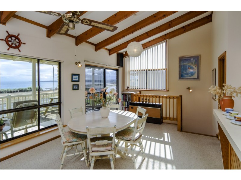 74 Esplanade, Aldinga Beach SA 5173
