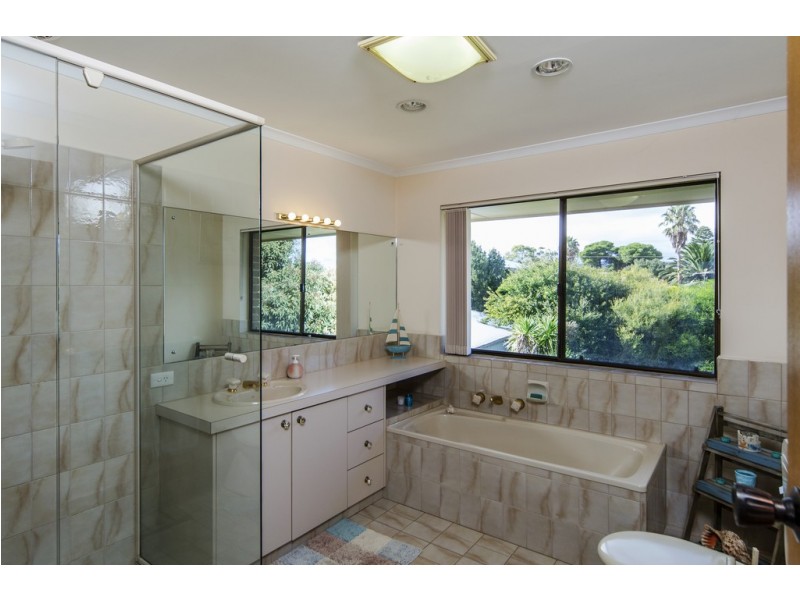 74 Esplanade, Aldinga Beach SA 5173