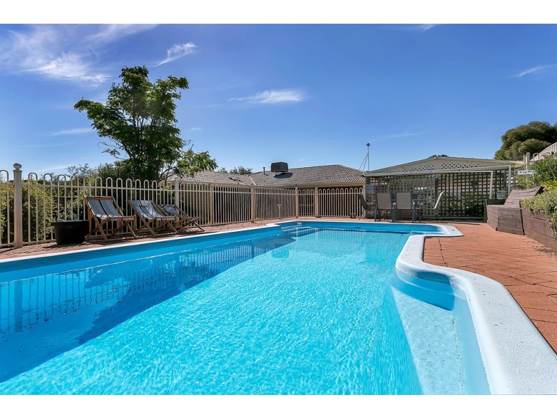 4 Crowsnest Place, Seaford Rise SA 5169