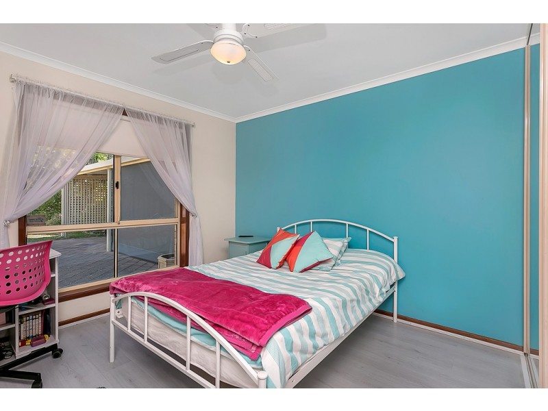 4 Crowsnest Place, Seaford Rise SA 5169