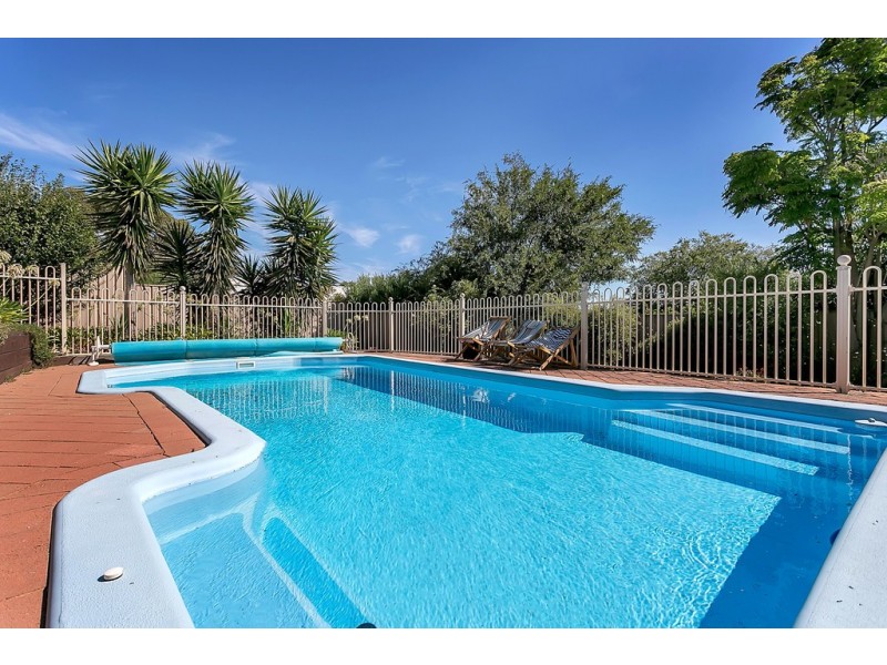 4 Crowsnest Place, Seaford Rise SA 5169