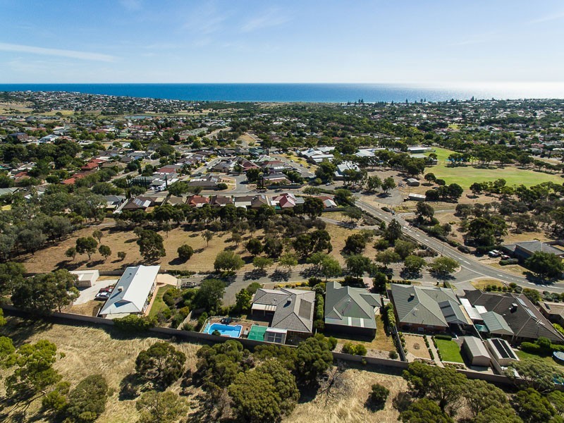4 Crowsnest Place, Seaford Rise SA 5169