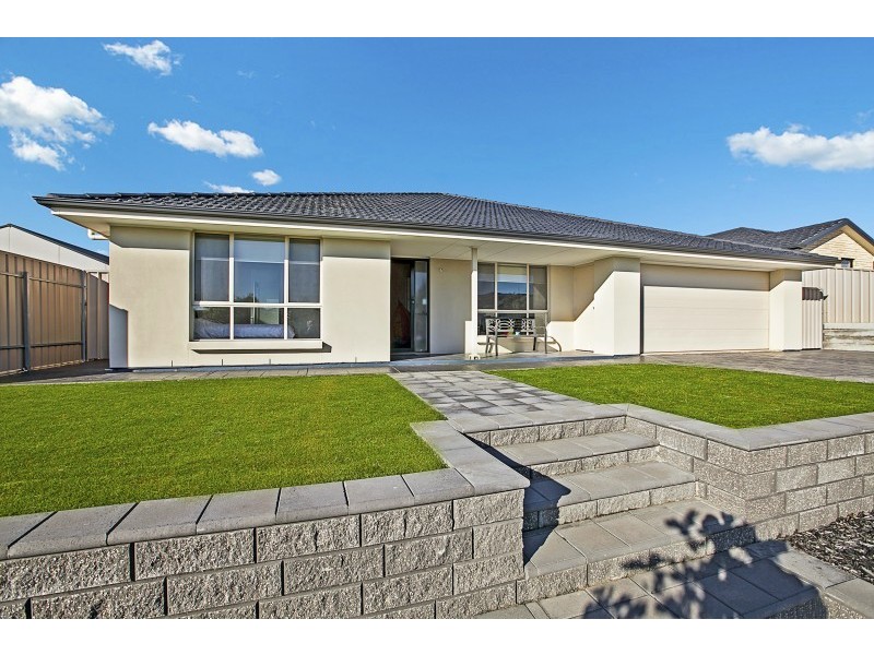 11 Byron Bay Boulevard, Seaford Rise SA 5169