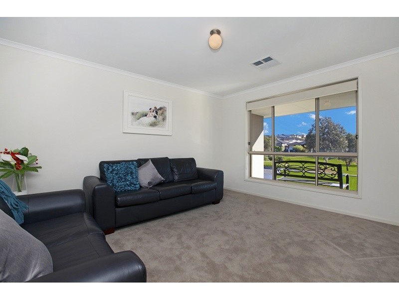 11 Byron Bay Boulevard, Seaford Rise SA 5169