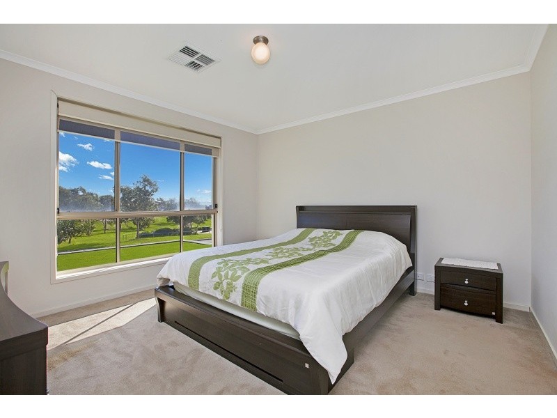 11 Byron Bay Boulevard, Seaford Rise SA 5169