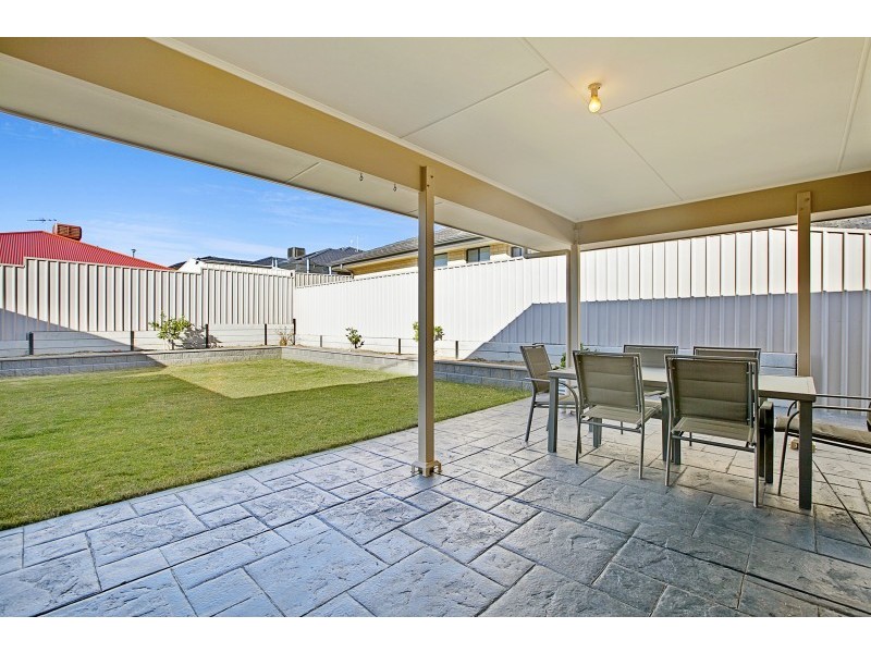 11 Byron Bay Boulevard, Seaford Rise SA 5169