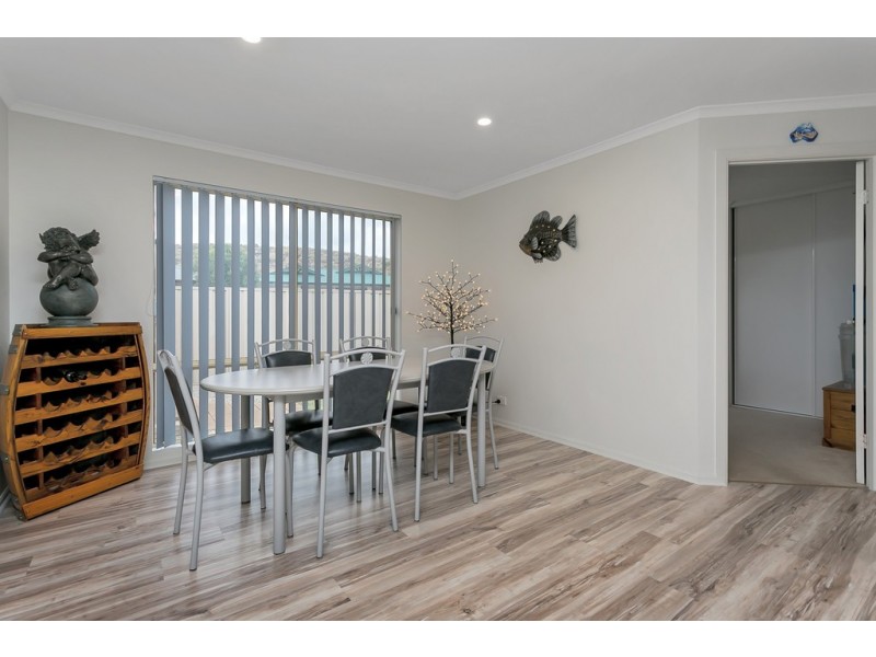 5 Chamberlain Drive, Christie Downs SA 5164