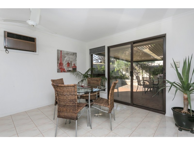 4 Oak Street, Seaford SA 5169