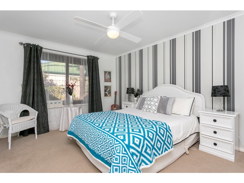 4 Oak Street, Seaford SA 5169