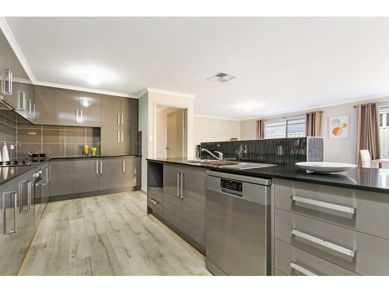 56 Cook Street, Seaford Meadows SA 5169