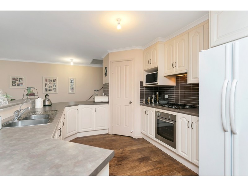 19 Byron Bay Boulevard, Seaford Rise SA 5169