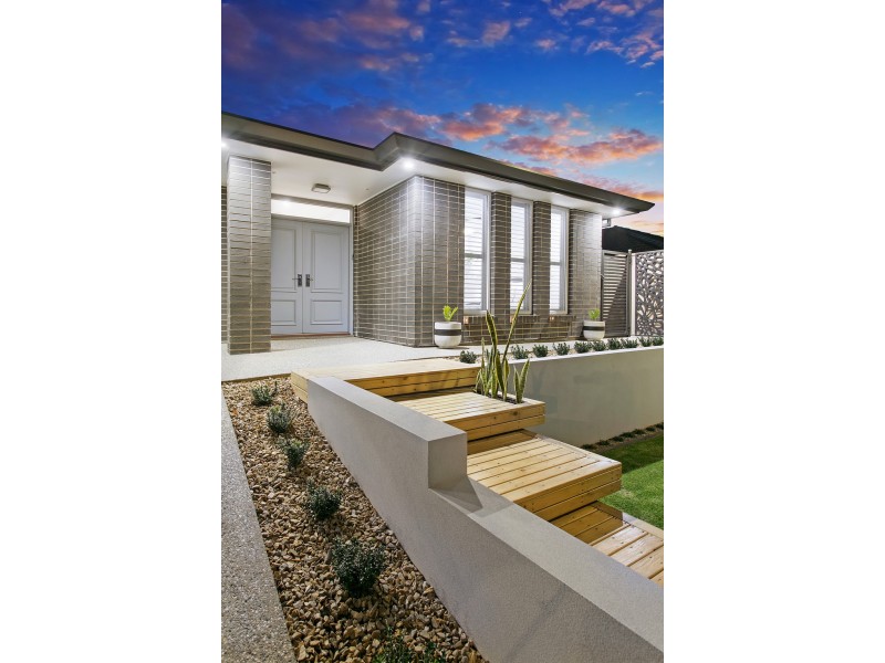 6 Fairlight Place, Seaford Rise SA 5169