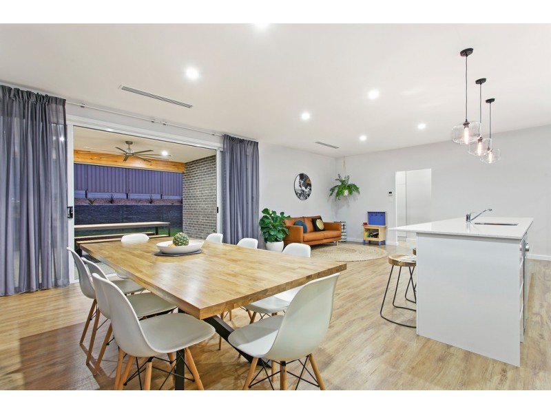 6 Fairlight Place, Seaford Rise SA 5169