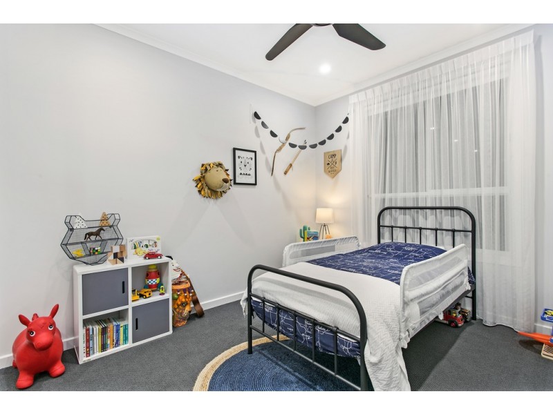 6 Fairlight Place, Seaford Rise SA 5169