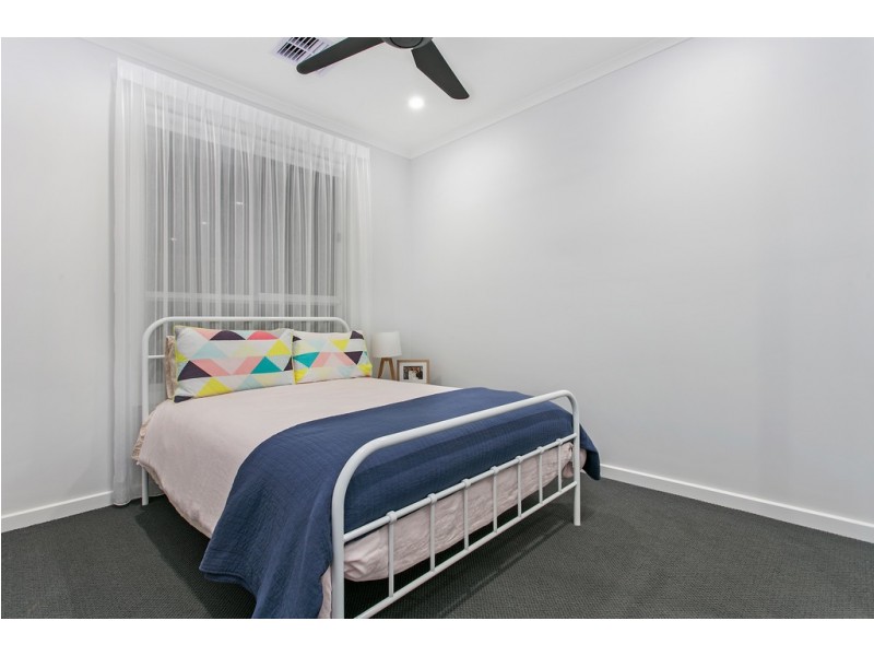 6 Fairlight Place, Seaford Rise SA 5169