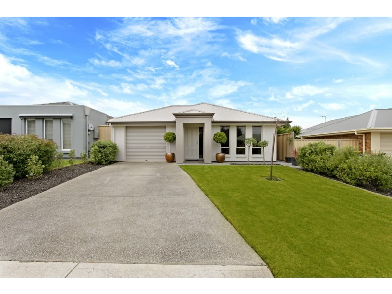 11 Lacy Coral Avenue, Aldinga Beach SA 5173
